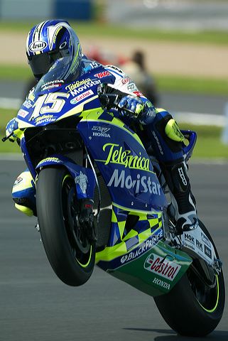 gibernau_donington_2004_1.jpg